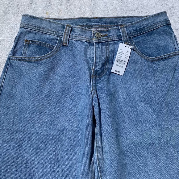 SOLD - Picture 2 of 4